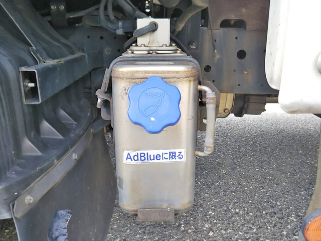 UDトラックスコンドルアルミブロック中型（4t）[写真17]