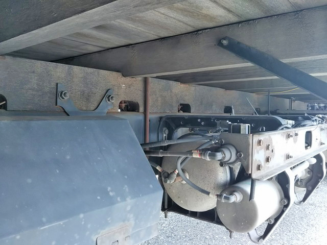 UDトラックスコンドルアルミブロック中型（4t）[写真19]