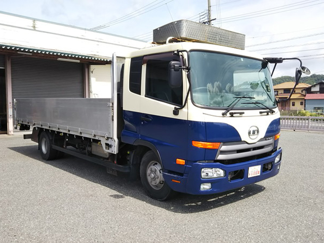UDトラックスコンドルアルミブロック中型（4t）[写真03]