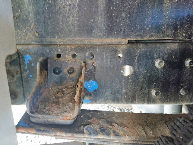 三菱ふそうキャンター高所作業車小型（2t・3t）[写真26]