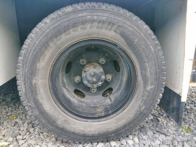 三菱ふそうキャンター高所作業車小型（2t・3t）[写真28]