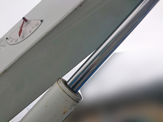 三菱ふそうキャンター高所作業車小型（2t・3t）[写真09]