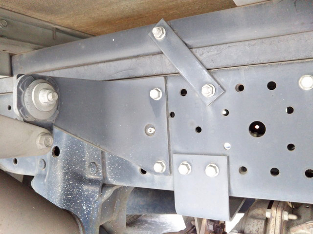 いすゞエルフアルミバン小型（2t・3t）[写真26]