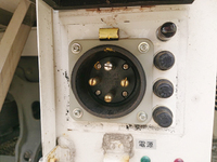 いすゞフォワード冷凍車（冷蔵車）中型（4t）[写真20]