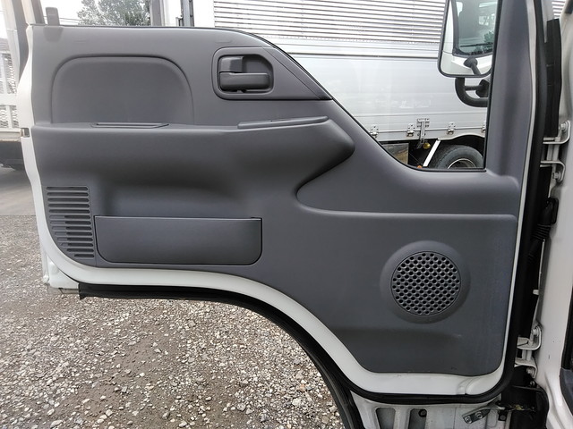 いすゞエルフ平ボディ小型（2t・3t）[写真21]