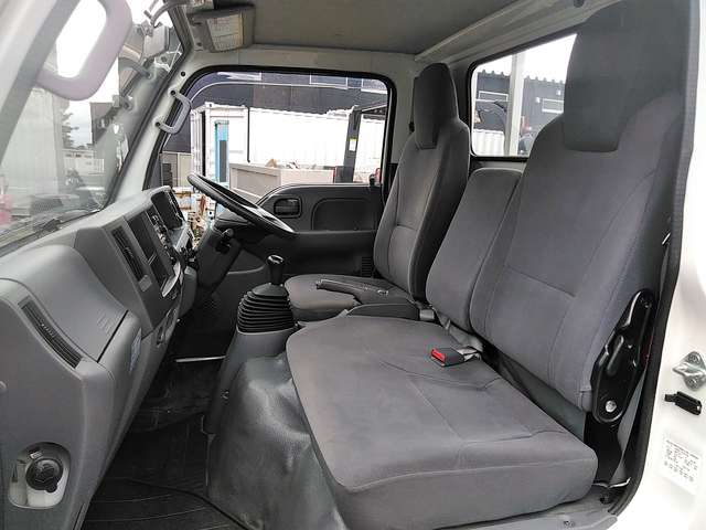 いすゞエルフ平ボディ小型（2t・3t）[写真23]