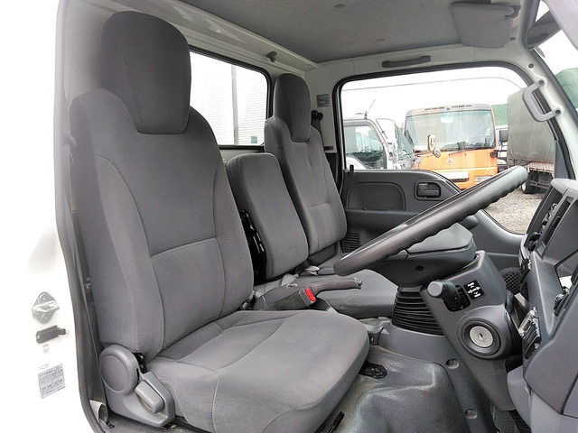 いすゞエルフ平ボディ小型（2t・3t）[写真24]