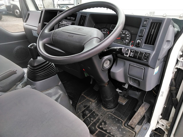 いすゞエルフ平ボディ小型（2t・3t）[写真27]