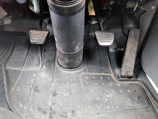 いすゞエルフ平ボディ小型（2t・3t）[写真33]