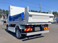 三菱ふそうファイターダンプ増トン（6t・8t）[写真02]