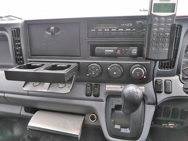 三菱ふそうキャンターキャリアカー小型（2t・3t）[写真23]