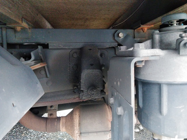 三菱ふそうキャンタークレーン4段小型（2t・3t）[写真17]