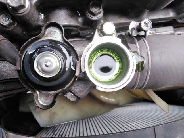 三菱ふそうキャンタークレーン4段小型（2t・3t）[写真20]