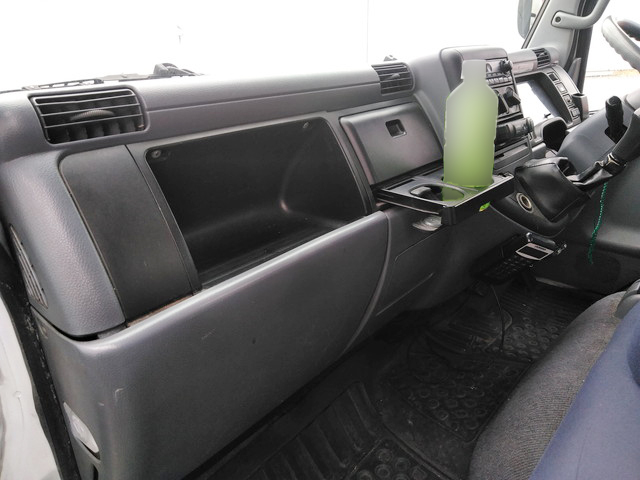 三菱ふそうキャンタークレーン4段小型（2t・3t）[写真26]