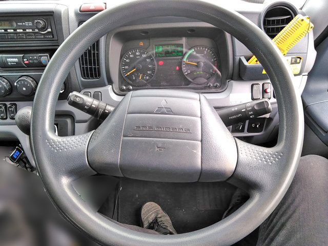 三菱ふそうキャンターセーフティローダー小型（2t・3t）[写真31]