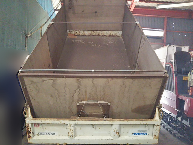 マツダタイタンダンプ小型（2t・3t）[写真03]