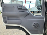 いすゞエルフユニック3段小型（2t・3t）[写真30]