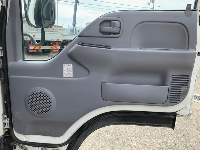 いすゞエルフユニック3段小型（2t・3t）[写真31]