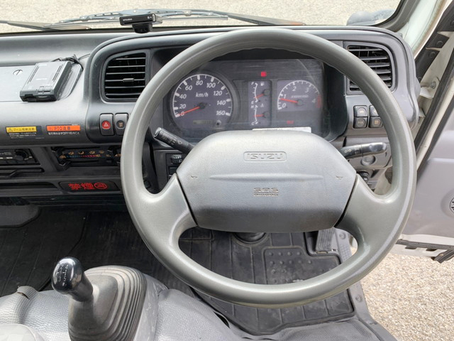 いすゞエルフユニック3段小型（2t・3t）[写真37]