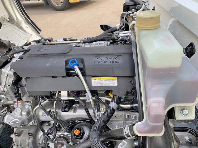 三菱ふそうキャンターダンプ小型（2t・3t）[写真18]