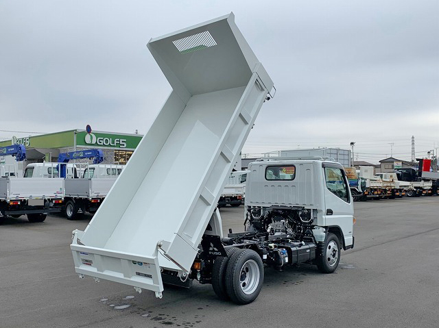 三菱ふそうキャンターダンプ小型（2t・3t）[写真04]