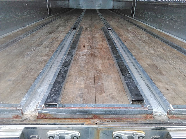 日野レンジャーアルミウイング増トン（6t・8t）[写真13]