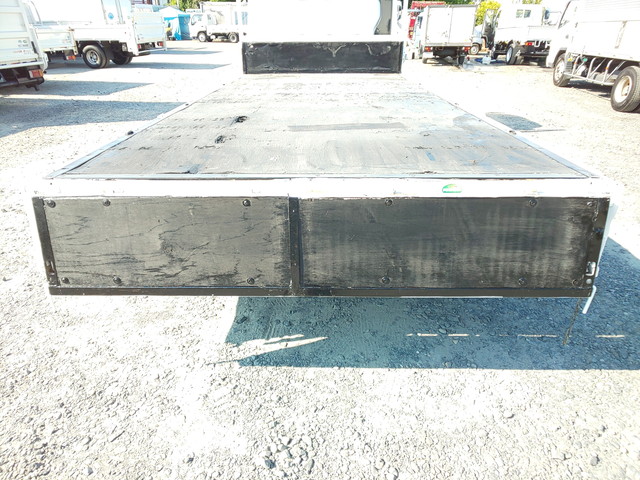 三菱ふそうキャンター平ボディ小型（2t・3t）[写真15]