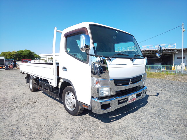 三菱ふそうキャンター平ボディ小型（2t・3t）[写真03]