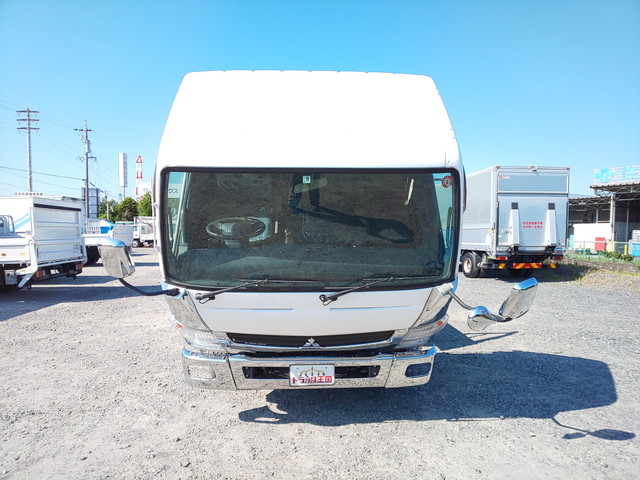 三菱ふそうキャンター平ボディ小型（2t・3t）[写真08]