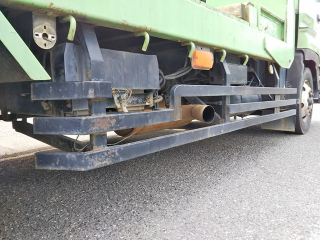 いすゞギガセルフローダー大型（10t）[写真18]