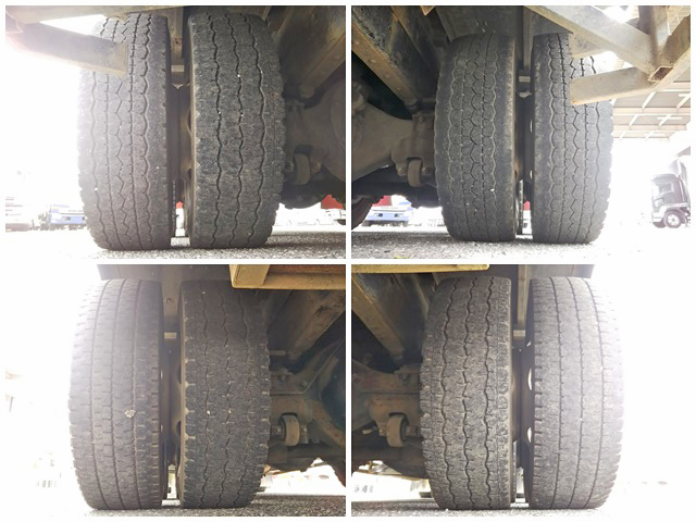 いすゞギガセルフローダー大型（10t）[写真20]