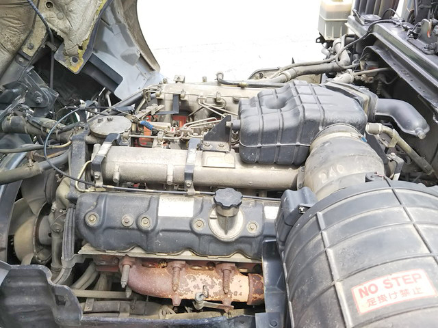 いすゞギガセルフローダー大型（10t）[写真25]