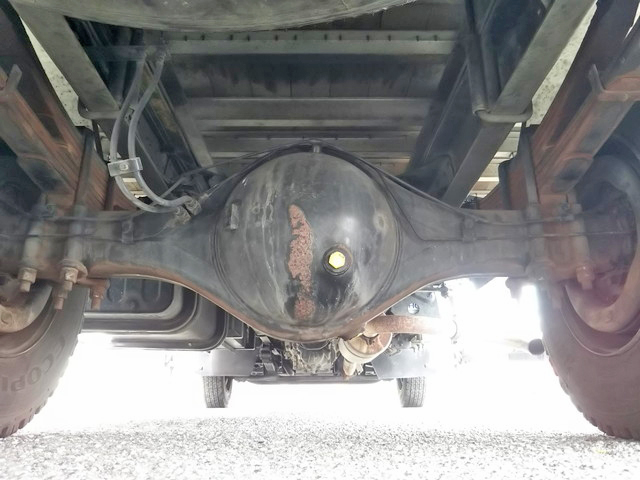 三菱ふそうファイターアルミバン中型（4t）[写真23]