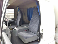 三菱ふそうファイターアルミバン中型（4t）[写真33]