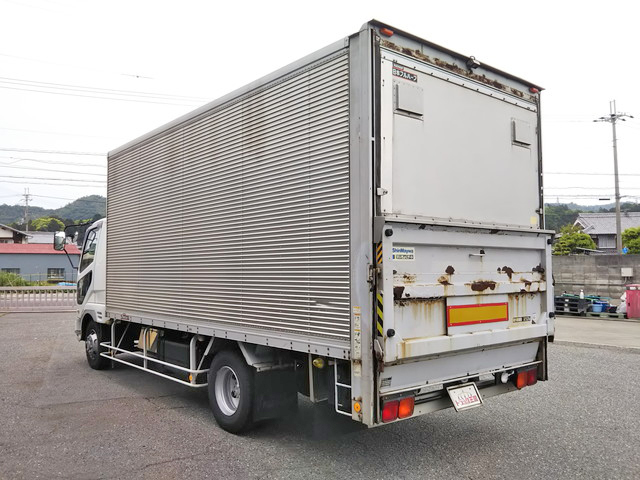 三菱ふそうファイターアルミバン中型（4t）[写真04]