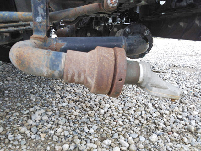 いすゞエルフ散水車小型（2t・3t）[写真18]