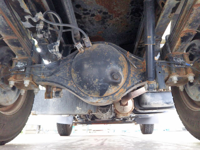 いすゞエルフ散水車小型（2t・3t）[写真20]