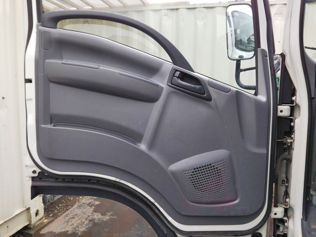 いすゞエルフ散水車小型（2t・3t）[写真26]