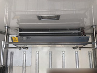 いすゞエルフ冷凍車（冷蔵車）小型（2t・3t）[写真10]