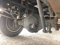 いすゞエルフ冷凍車（冷蔵車）小型（2t・3t）[写真20]