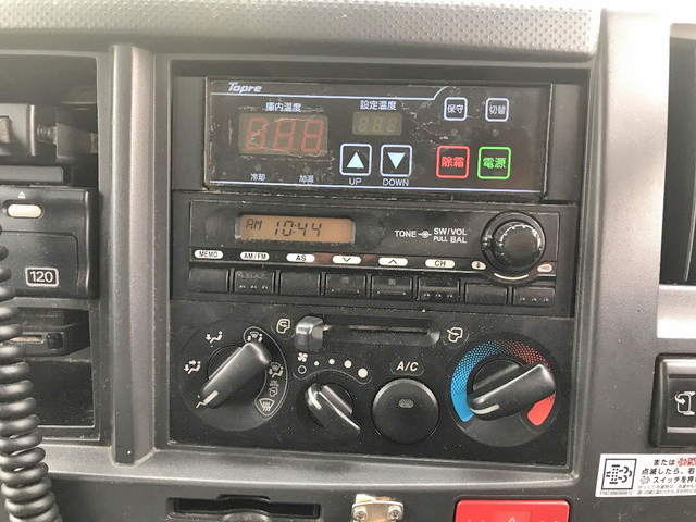 いすゞエルフ冷凍車（冷蔵車）小型（2t・3t）[写真32]