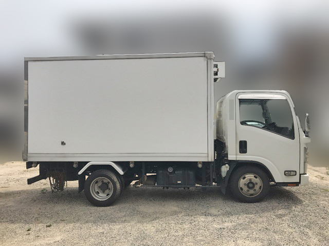 いすゞエルフ冷凍車（冷蔵車）小型（2t・3t）[写真05]