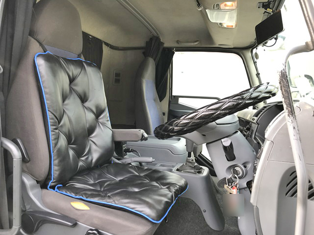 三菱ふそうファイターアルミウイング中型（4t）[写真33]