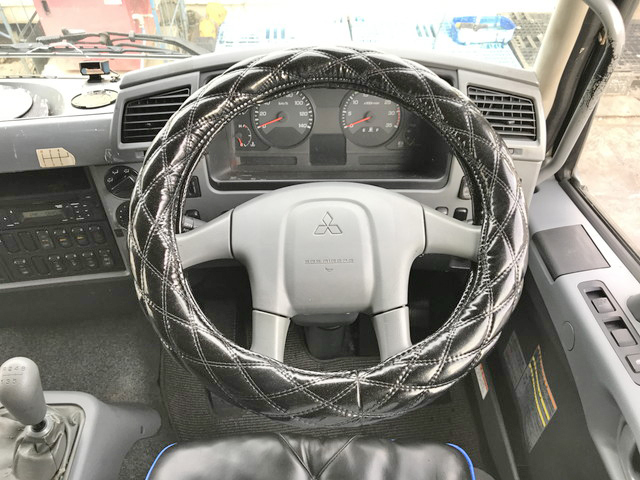 三菱ふそうファイターアルミウイング中型（4t）[写真36]