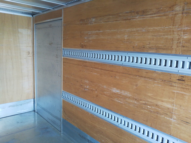 マツダタイタンアルミバン小型（2t・3t）[写真11]