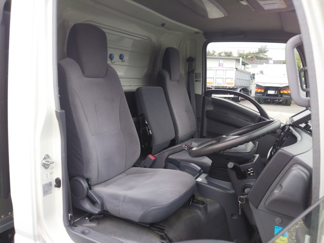 マツダタイタンアルミバン小型（2t・3t）[写真28]