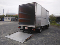 マツダタイタンアルミバン小型（2t・3t）[写真02]