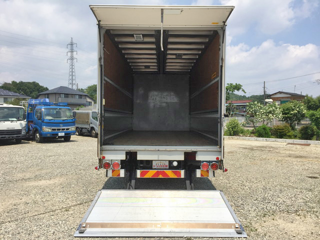 いすゞフォワードアルミウイング中型（4t）[写真09]