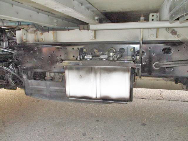 日野レンジャーアルミウイング中型（4t）[写真24]