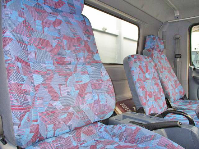 日野レンジャーアルミウイング中型（4t）[写真34]